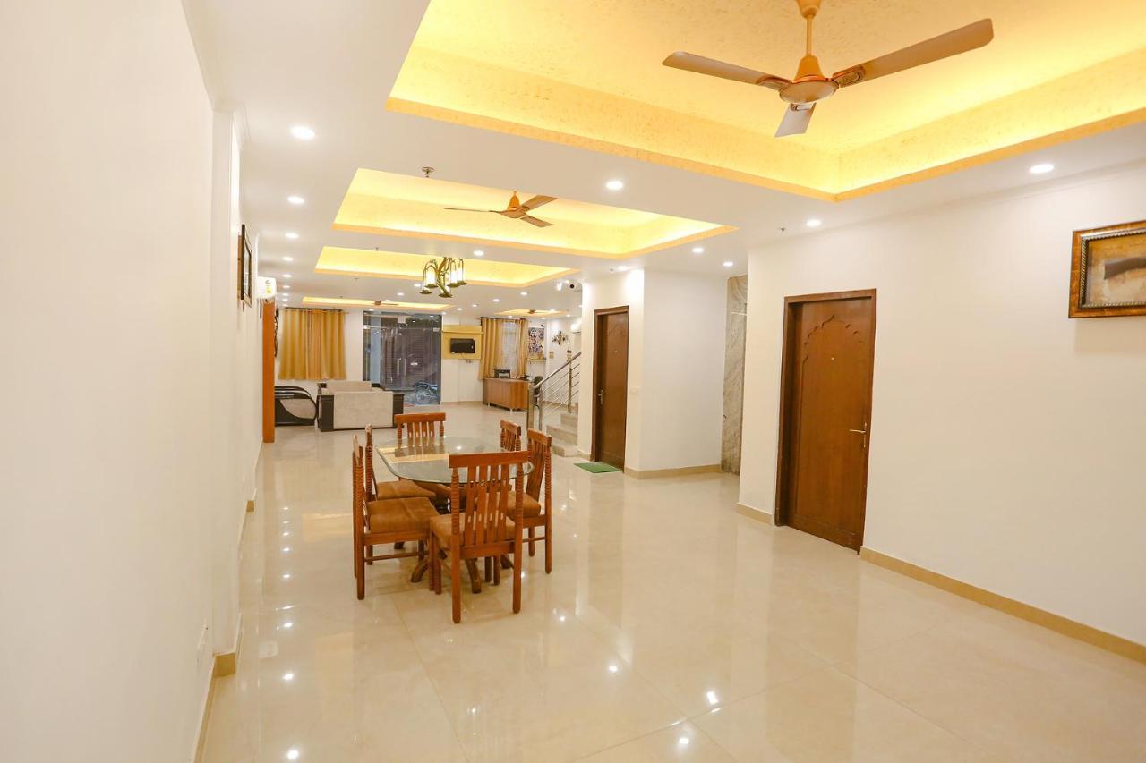 Fabexpress Taj Residency Near Yashobhoomi Convention Centre Hotel Delhi  Exterior photo